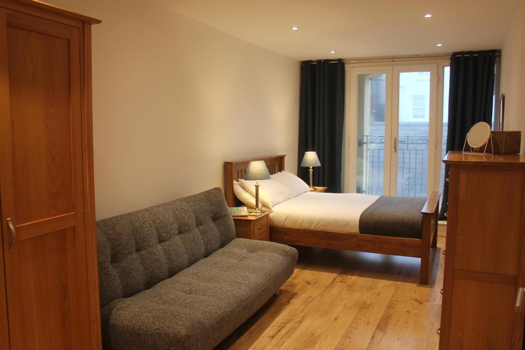 Apartment Stylish Flat In & Free Parking